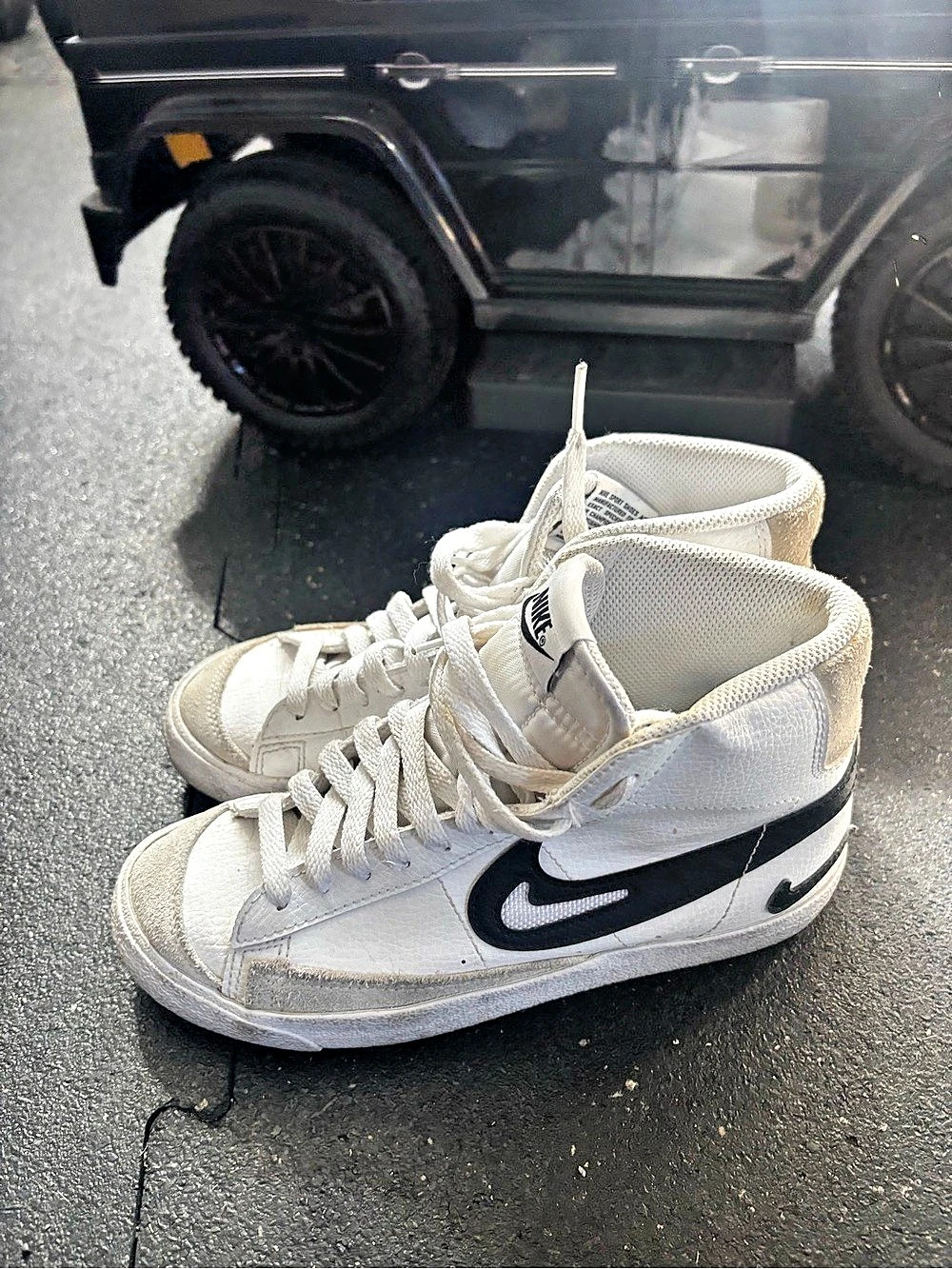 Nike Blazer Mid White Black High Top Sneakers